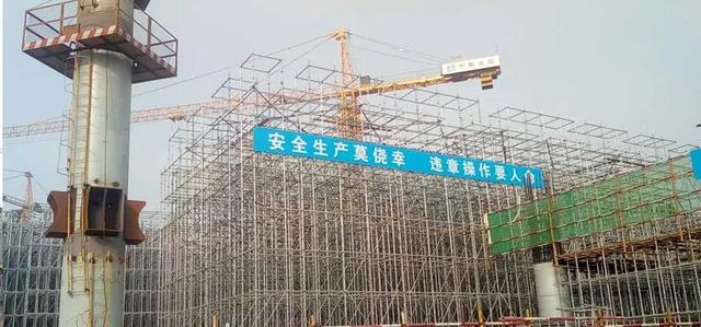 傳統(tǒng)腳手架正在向盤扣腳手架轉(zhuǎn)型！(圖2)